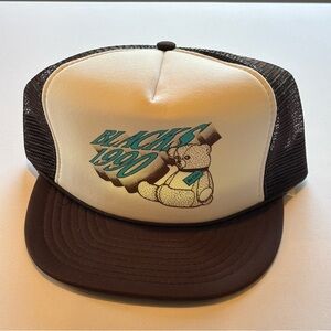 VINTAGE SNAPBACK Men’s Hat Brown with Teddy Bear Design Like New